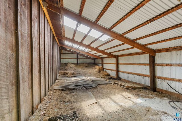 8701 E Maple St Street, Brandon, SD 57005
