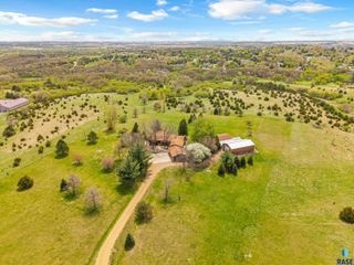 8701 E Maple St Street, Brandon, SD 57005