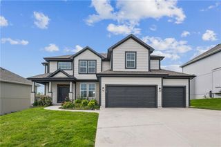 19527 W 116th Street, Olathe, KS 66061