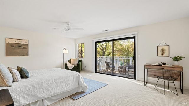 11 Saddlebrook Ct, Novato, CA 94947