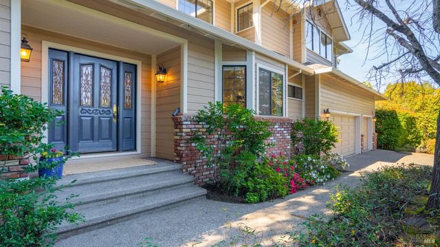 11 Saddlebrook Ct, Novato, CA 94947