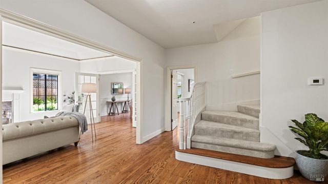 11 Saddlebrook Ct, Novato, CA 94947