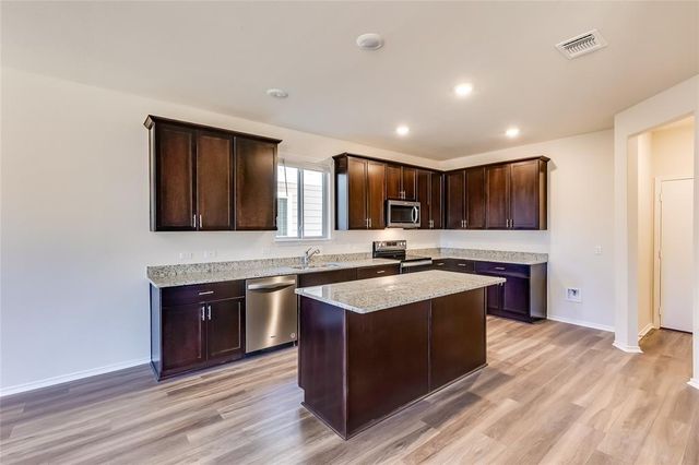 71 Pacific Loon ST, Leander, TX 78641