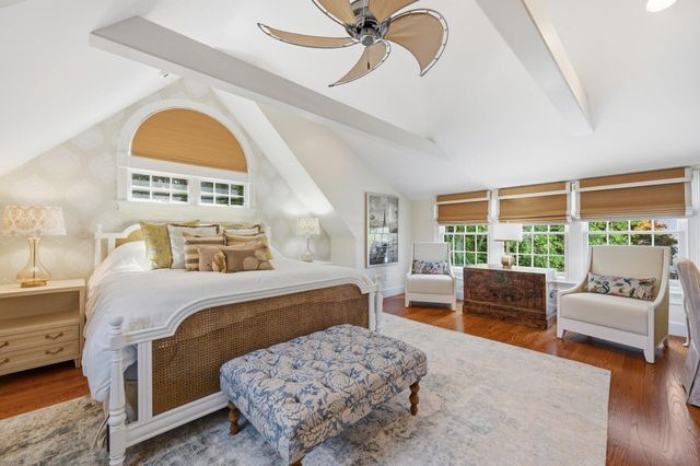 313 Bridge Street, Osterville, MA 02655