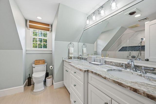 313 Bridge Street, Osterville, MA 02655