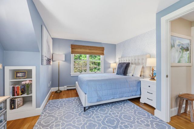 313 Bridge Street, Osterville, MA 02655