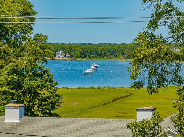 313 Bridge Street, Osterville, MA 02655