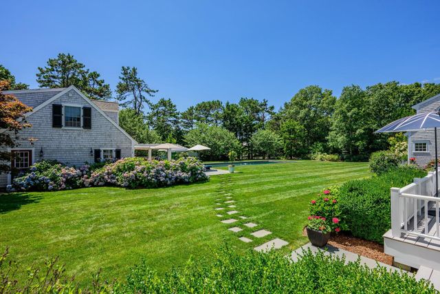 313 Bridge Street, Osterville, MA 02655