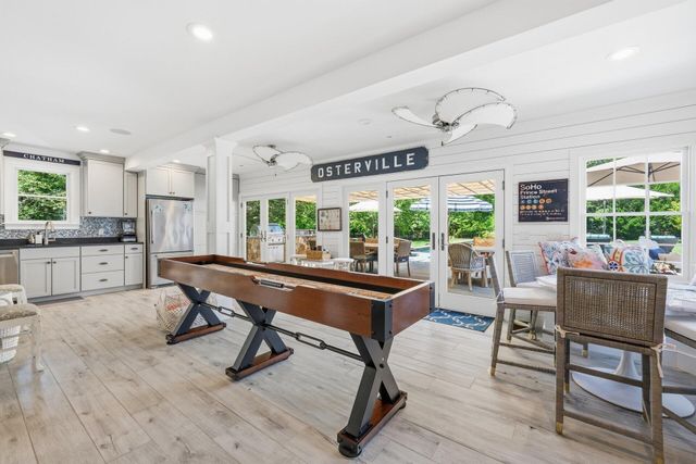 313 Bridge Street, Osterville, MA 02655