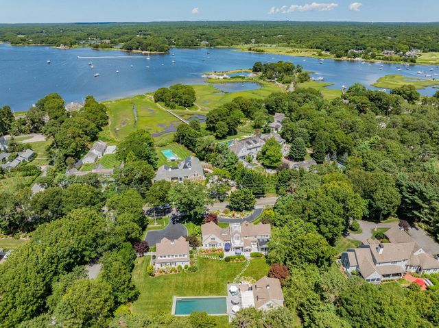 313 Bridge Street, Osterville, MA 02655