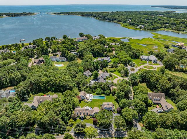 313 Bridge Street, Osterville, MA 02655