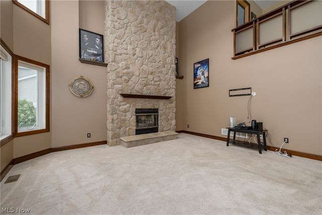 2392 Bowers Street NW, Uniontown, OH 44685