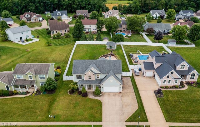 2392 Bowers Street NW, Uniontown, OH 44685