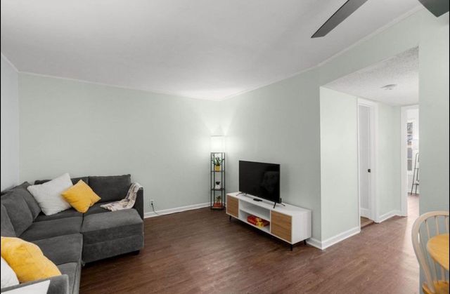2325 Elliston Pl Apt 410, Nashville, TN 37203