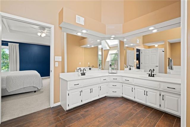 9413 Hall Drive, Lenexa, KS 66219