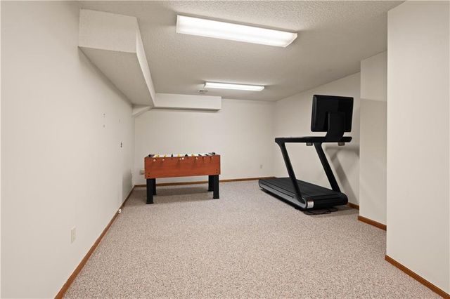 9413 Hall Drive, Lenexa, KS 66219
