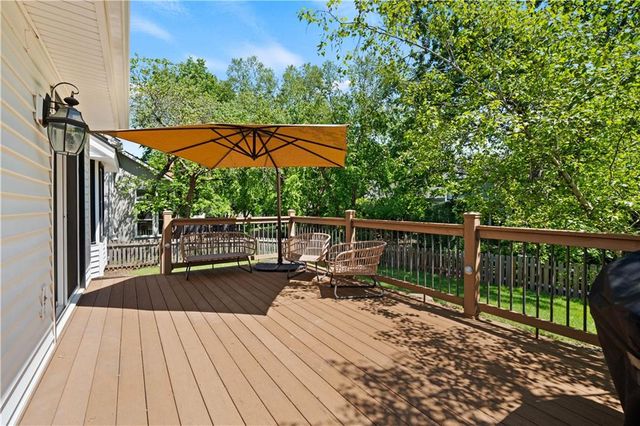 9413 Hall Drive, Lenexa, KS 66219