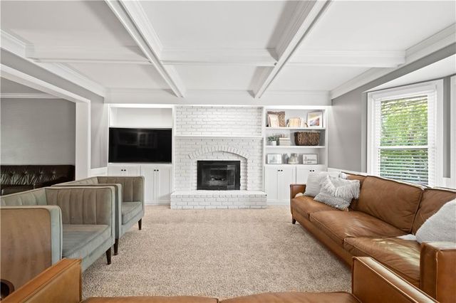 9413 Hall Drive, Lenexa, KS 66219