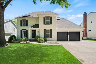 9413 Hall Drive, Lenexa, KS 66219