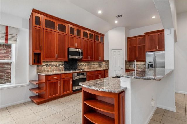 21370 Kings Mill Lane, Kingwood, TX 77339