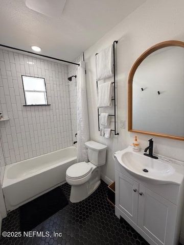 2811 COLLEGE Street, Jacksonville, FL 32205