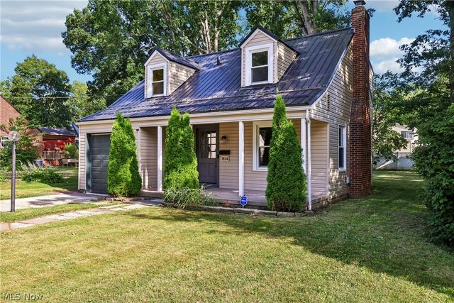 1824 Edgewood Street NE, Warren, OH 44483
