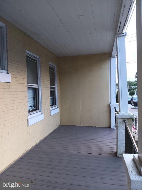 614 COLUMBIA AVE, DARBY, PA 19023 — photo 3