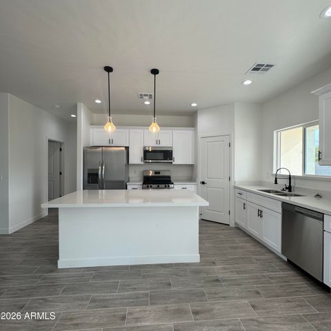 12291 W LOBO Drive, Arizona City, AZ 85123