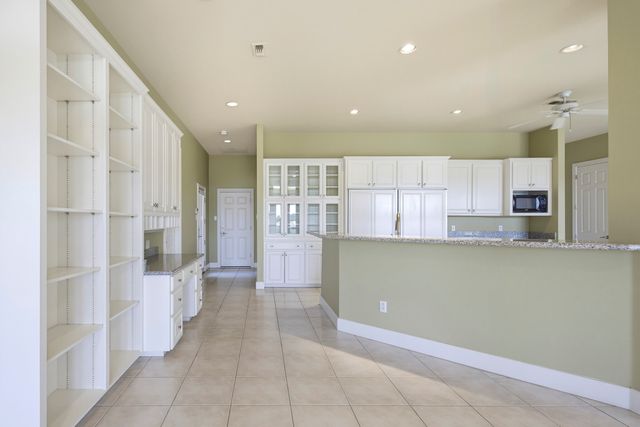 5916 Forest Highlands Drive, Fort Worth, TX 76132