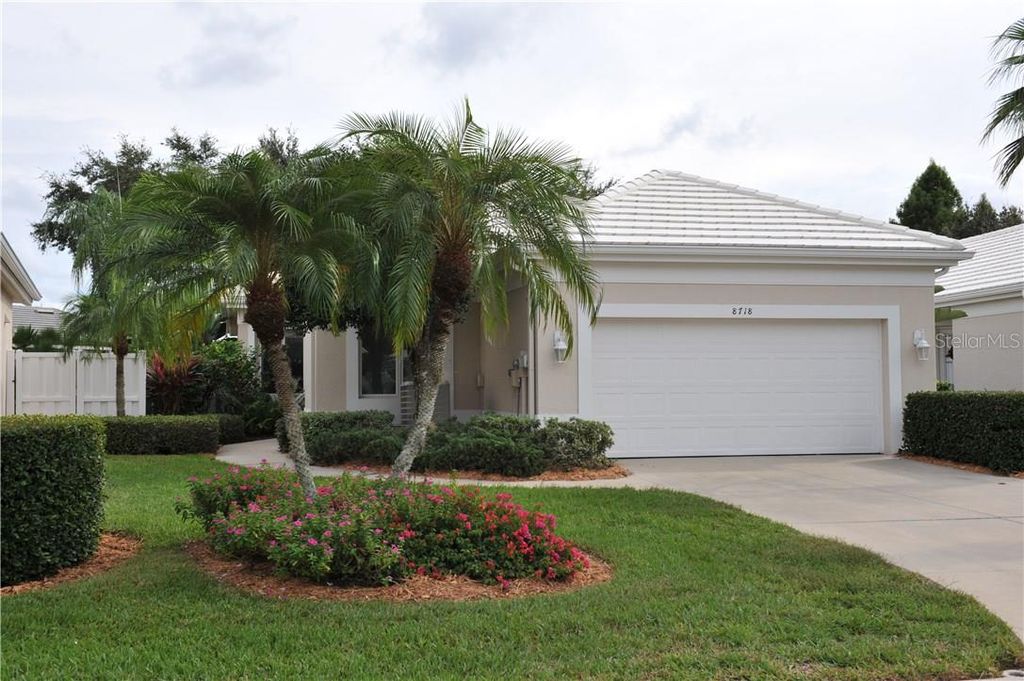 8718 53RD TERRACE E, Lakewood Ranch, FL 34211