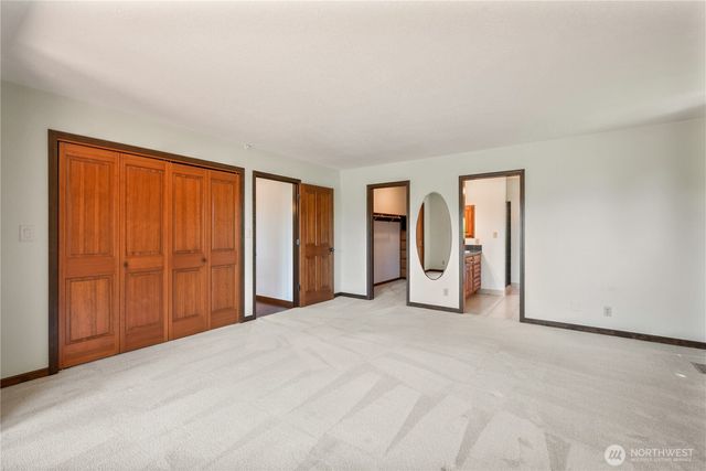 18 Island View Lane, Cathlamet, WA 98612