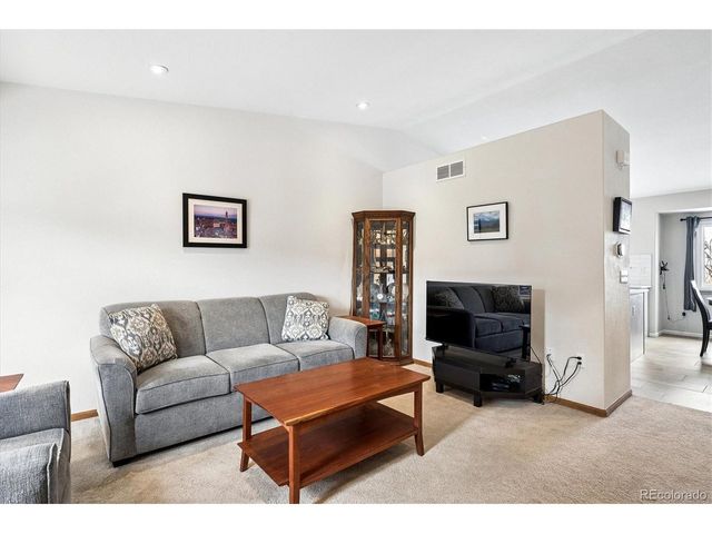 5218 S Jericho Way, Centennial, CO 80015