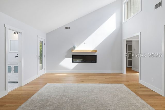 4 Possum Ln, Hilton Head Island, SC 29928