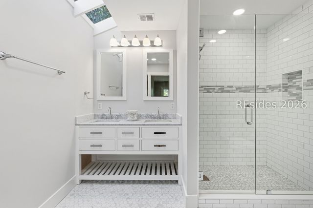 4 Possum Ln, Hilton Head Island, SC 29928