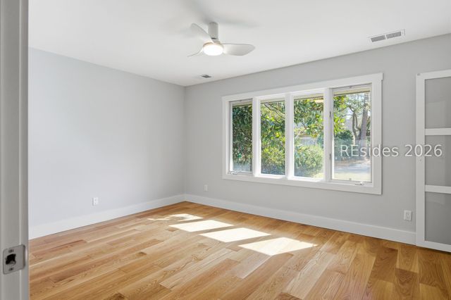 4 Possum Ln, Hilton Head Island, SC 29928