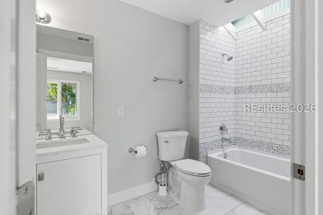 4 Possum Ln, Hilton Head Island, SC 29928