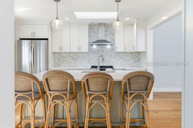 4 Possum Ln, Hilton Head Island, SC 29928