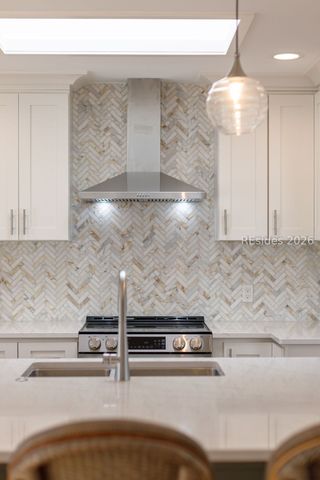 4 Possum Ln, Hilton Head Island, SC 29928