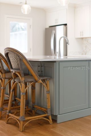 4 Possum Ln, Hilton Head Island, SC 29928