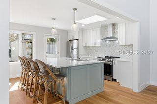 4 Possum Ln, Hilton Head Island, SC 29928