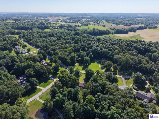 311 Forest Trace, Radcliff, KY 40160