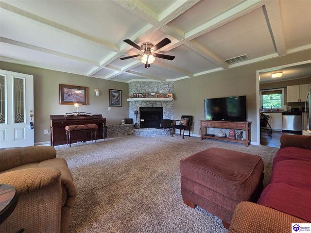 311 Forest Trace, Radcliff, KY 40160