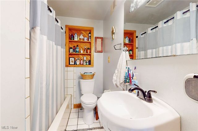 8720 Us-22A, Bloomingdale, OH 43910