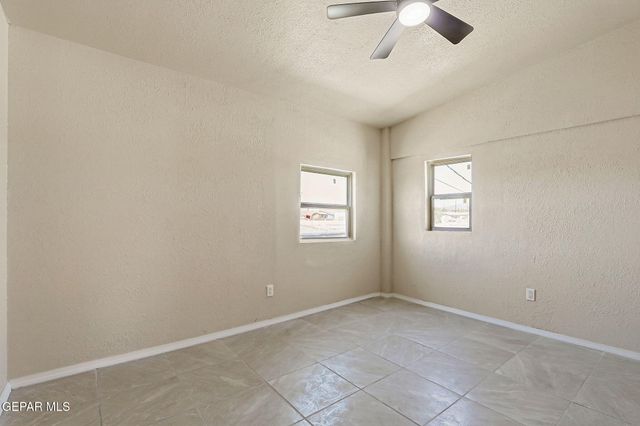 8038 N Desert Boulevard, Canutillo, TX 79835