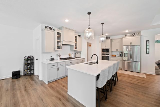 17648 262nd Avenue NW, Big Lake, MN 55309