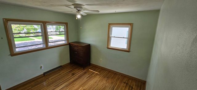 1832 Byron, Waterloo, IA 50702