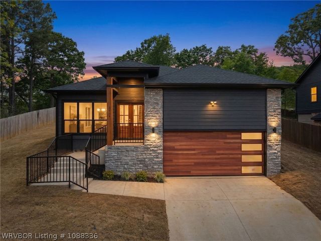 3704 Glen Flora Way, Fort Smith, AR 72908