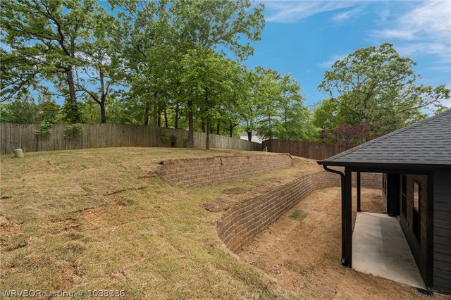 3704 Glen Flora Way, Fort Smith, AR 72908