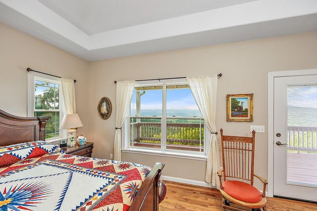 1011 Wren Ridge Drive, Eagle Point, OR 97524
