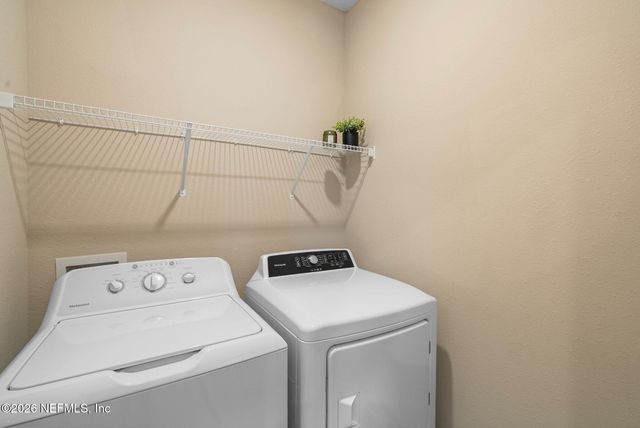 9544 LOVAGE Lane, Jacksonville, FL 32219